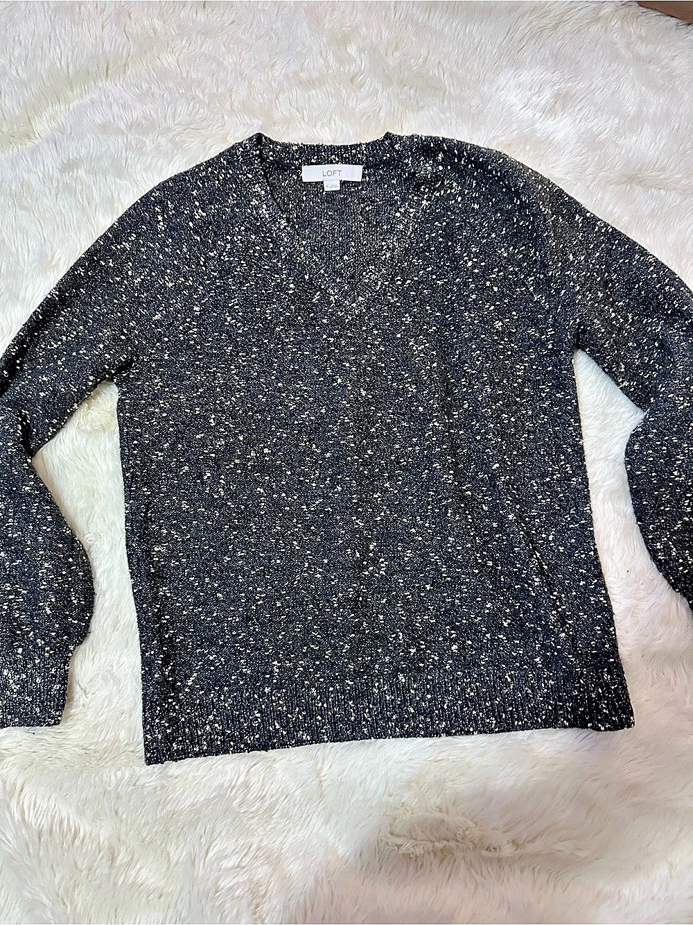 LOFT Speckled Knit Sweater in Black Size Medium Like New